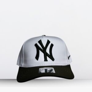 Gorra Beisbolera NY Blanco y verde